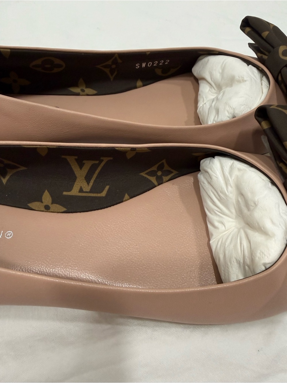 Louis Vuitton Popi Flat Ballerina - Picture 7 of 14